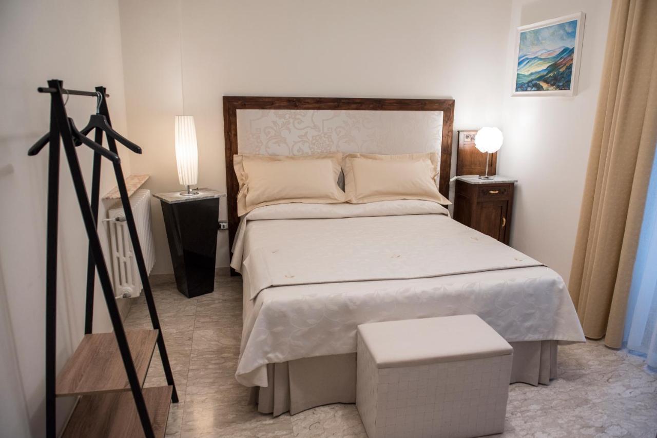 B&B La Vetta -Petite Spa- Potenza Bagian luar foto